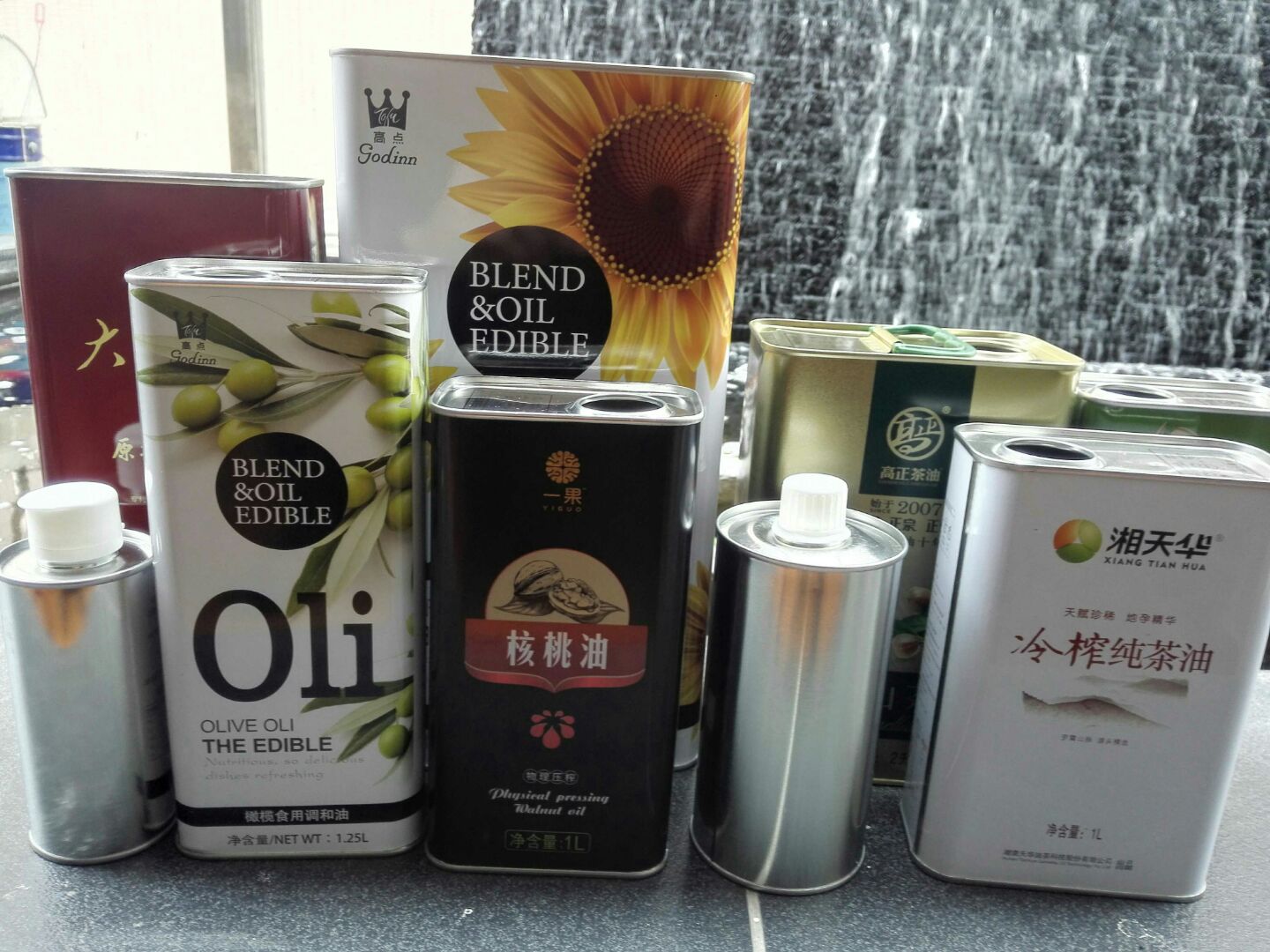 2021新款食用油鐵桶 食用油鐵罐價(jià)格