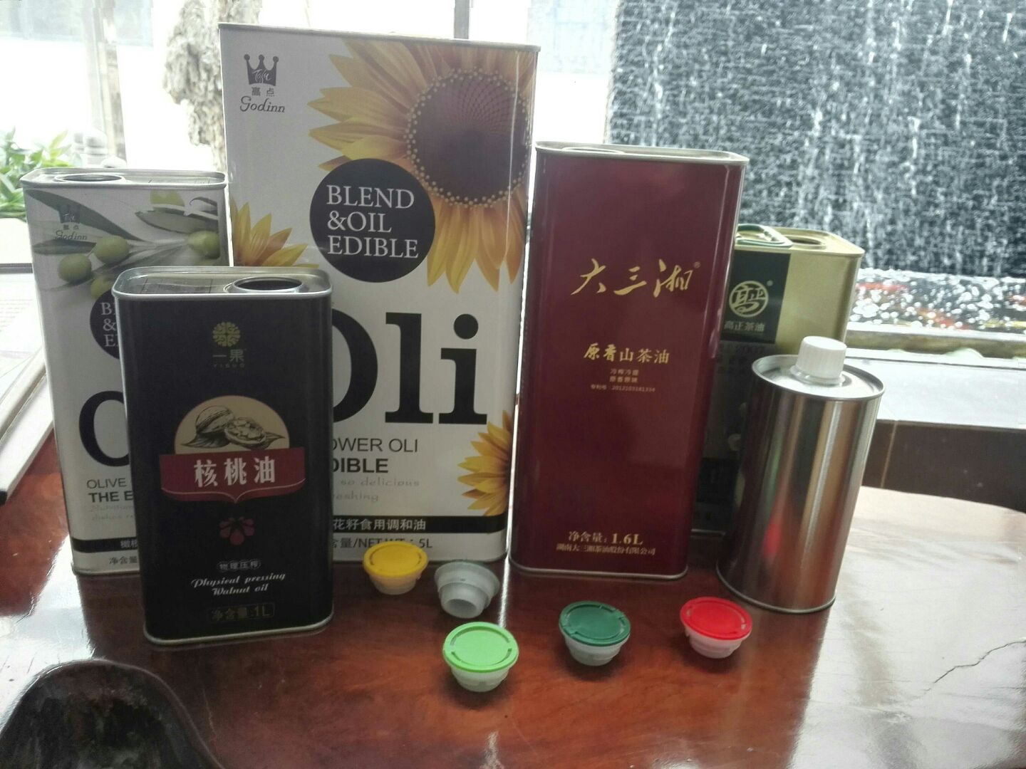 2021新款食用油鐵桶 食用油鐵罐價(jià)格